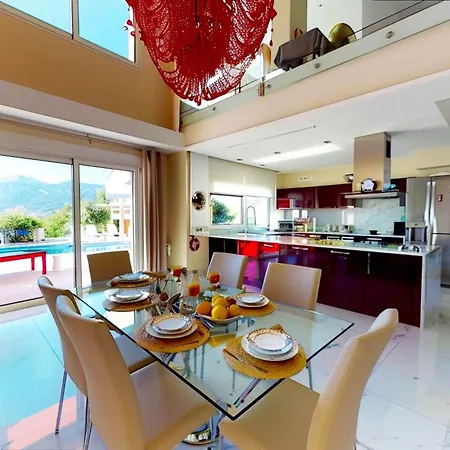 Carrazola House In Lefkada With Pool Nyaraló Lijá